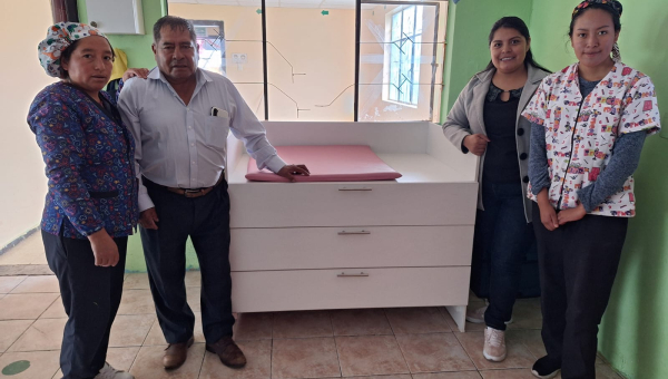 ENTREGA DE CAMBIADORES DE PAÑAL PARA BEBÉS EN CENTROS DE DESARROLLO INFANTIL DE PICAIHUA